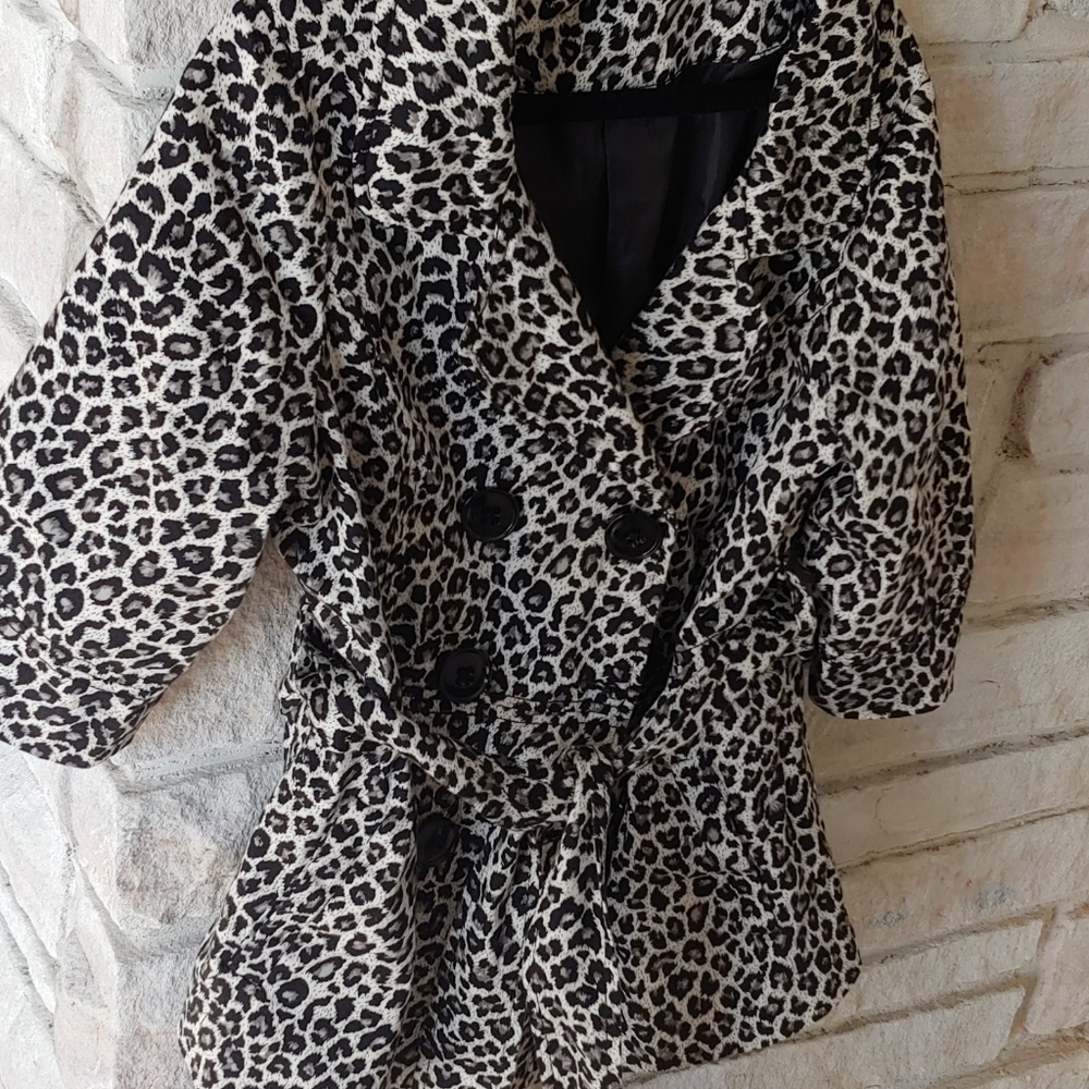 Light weight jacket